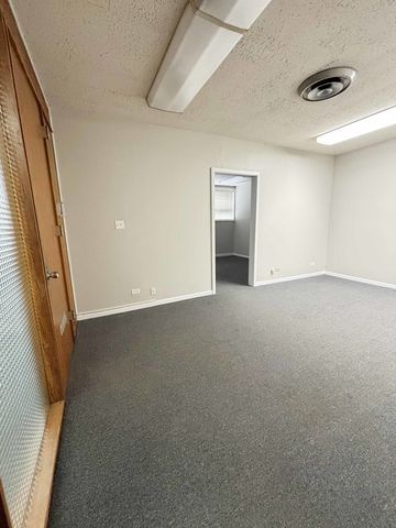 5765 N Lincoln Avenue 19, Chicago, IL 60659