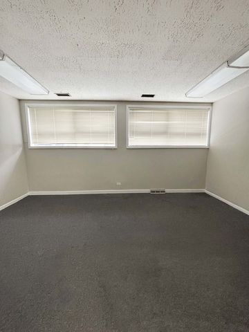 5765 N Lincoln Avenue 19, Chicago, IL 60659