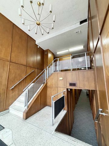 5765 N Lincoln Avenue 19, Chicago, IL 60659