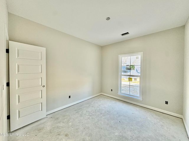 1051 Great Glen Drive, Southaven, MS 38671