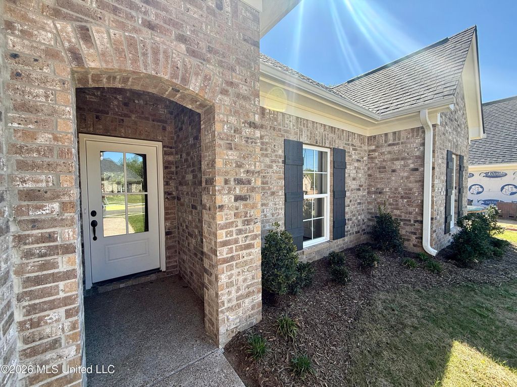 1051 Great Glen Drive, Southaven, MS 38671 — photo 2