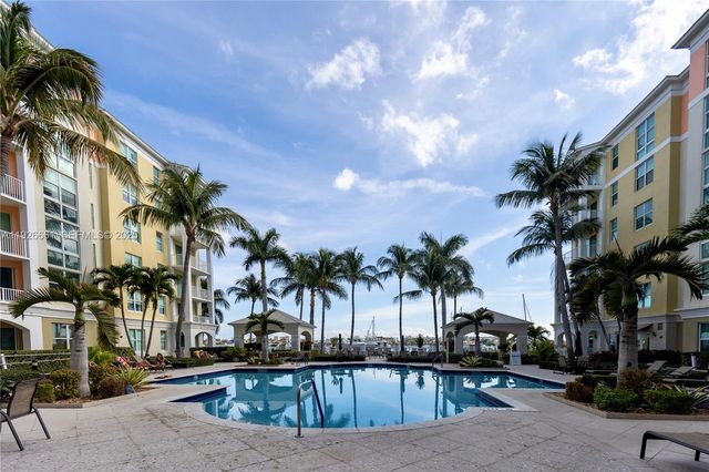 806 E Windward Way 515, Lantana, FL 33462