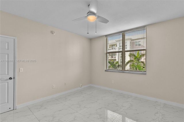 806 E Windward Way 515, Lantana, FL 33462