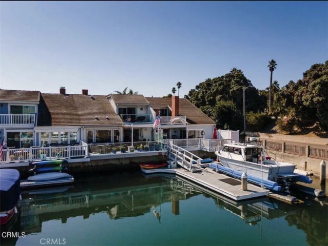 4541 Lyme Bay, Oxnard, CA 93035