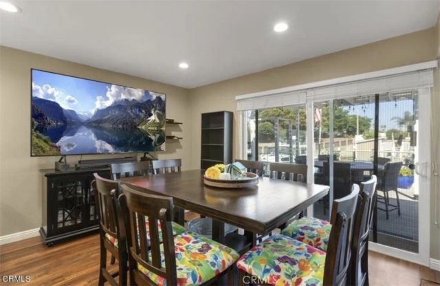 4541 Lyme Bay, Oxnard, CA 93035