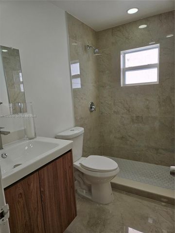 25921 SW 130th Ave, Homestead, FL 33032