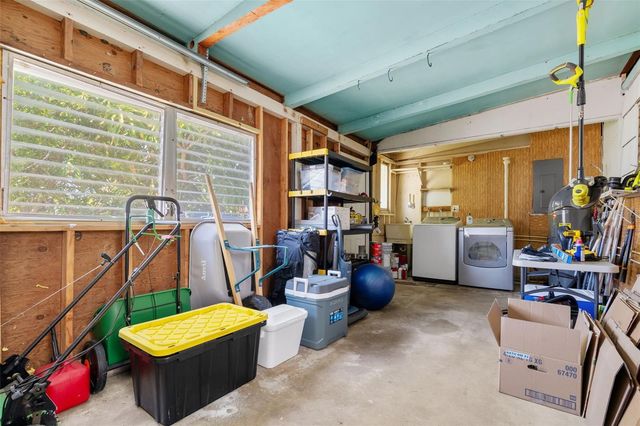 6800 ONYX DRIVE N, St Petersburg, FL 33702