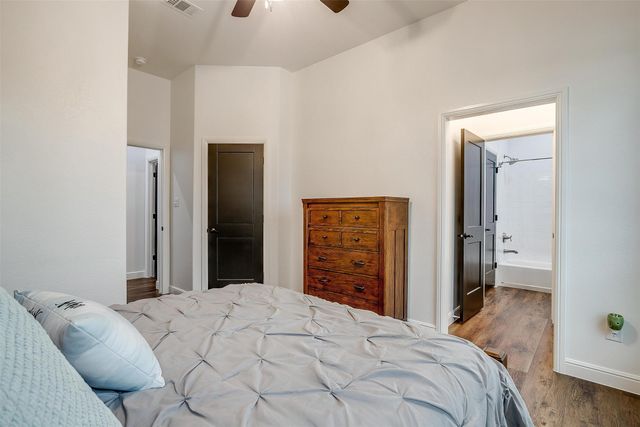 140 Lone Elm Road, Waxahachie, TX 75167