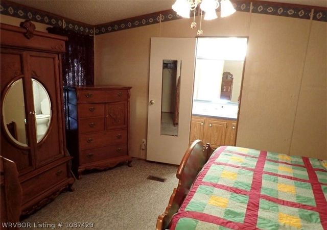 210 S Fifth Avenue, Bonanza, AR 72916