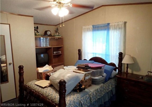 210 S Fifth Avenue, Bonanza, AR 72916