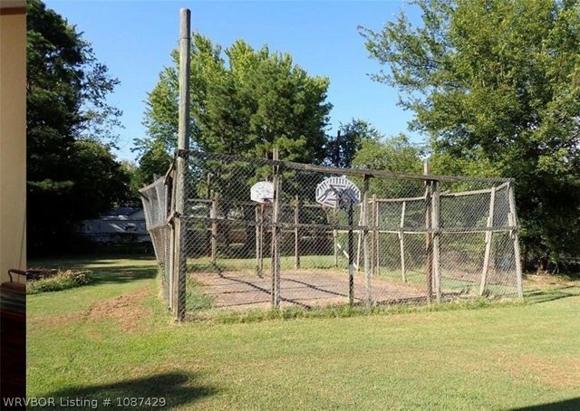 210 S Fifth Avenue, Bonanza, AR 72916