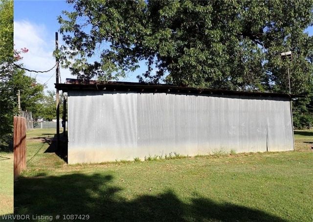 210 S Fifth Avenue, Bonanza, AR 72916