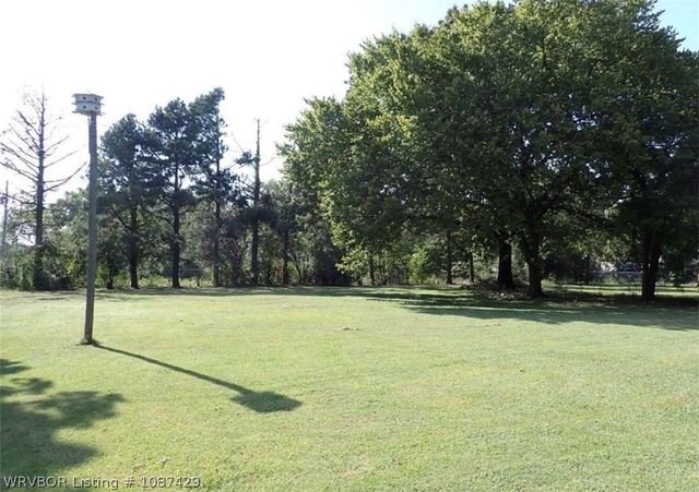 210 S Fifth Avenue, Bonanza, AR 72916