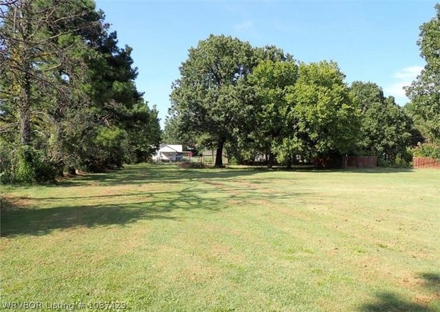 210 S Fifth Avenue, Bonanza, AR 72916