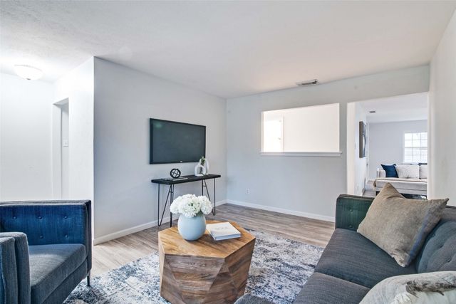 433 Beverly Drive, Richardson, TX 75080