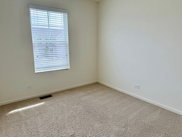 658 Anchorage Court, Pingree Grove, IL 60140