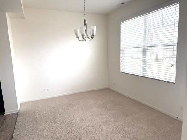 658 Anchorage Court, Pingree Grove, IL 60140