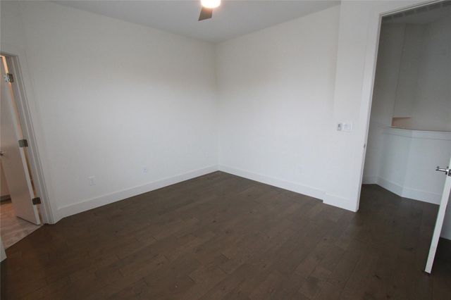 1204 Cometa ST A, Austin, TX 78721