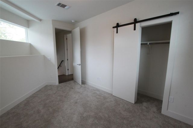 1204 Cometa ST A, Austin, TX 78721