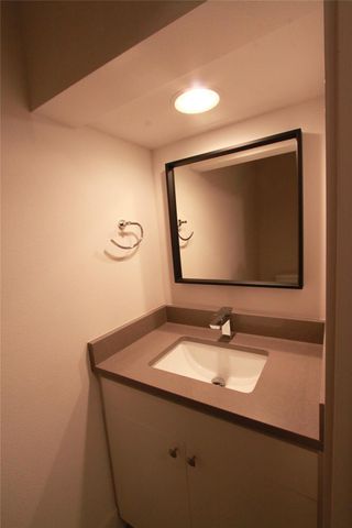 1204 Cometa ST A, Austin, TX 78721