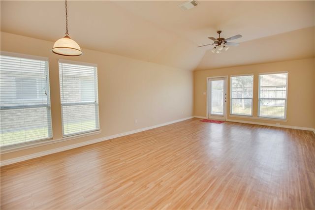 7517 Fort Griffen Dr, Corpus Christi, TX 78414
