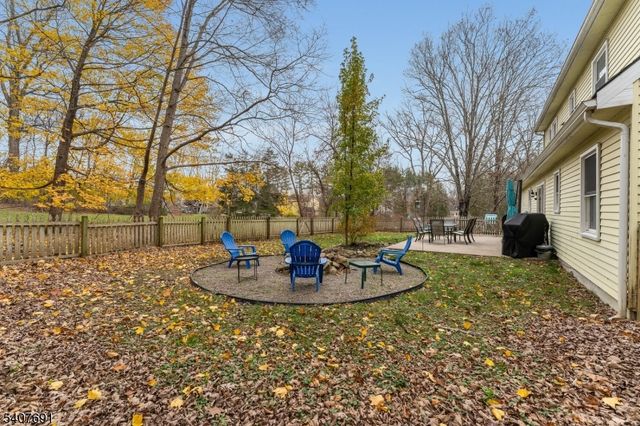 67 Hollow Rd, Lebanon Twp., NJ 08826