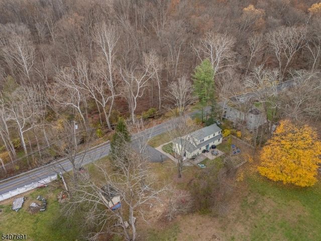 67 Hollow Rd, Lebanon Twp., NJ 08826