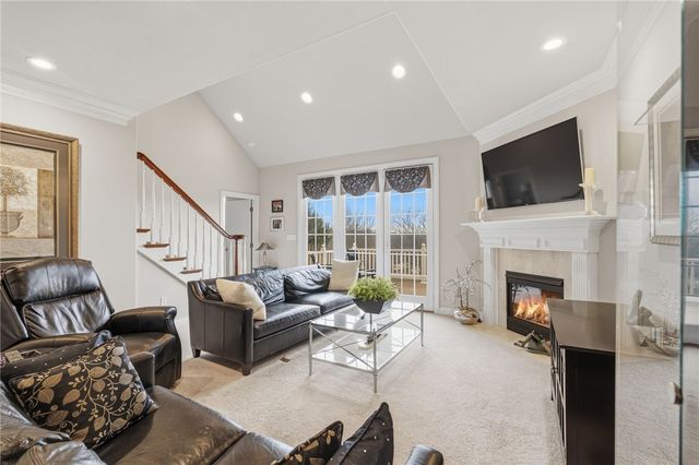 1732 Waterleaf Dr, Franklin Park, PA 15143