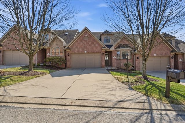 1732 Waterleaf Dr, Franklin Park, PA 15143