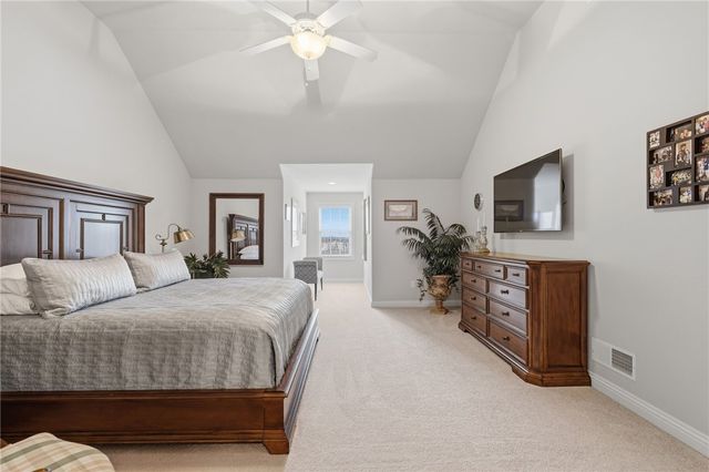 1732 Waterleaf Dr, Franklin Park, PA 15143