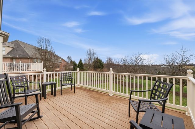 1732 Waterleaf Dr, Franklin Park, PA 15143