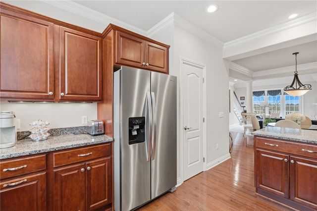 1732 Waterleaf Dr, Franklin Park, PA 15143