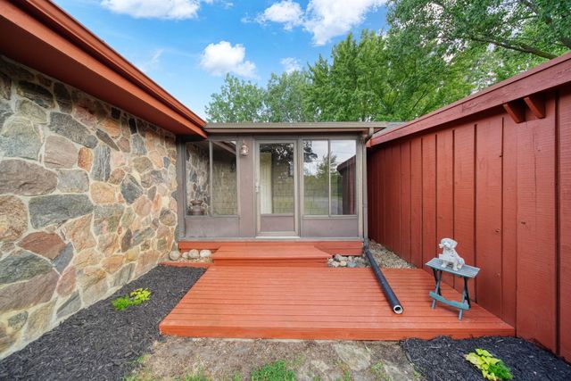 1260 N Posey Lake Highway, Hudson Twp, MI 49247