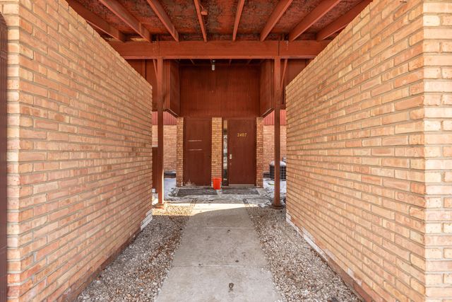 2407 Packard, 43E Street, Ann Arbor, MI 48104