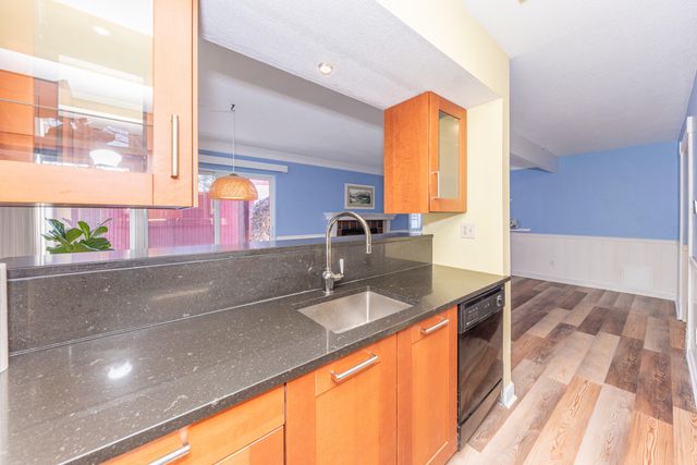 2407 Packard, 43E Street, Ann Arbor, MI 48104