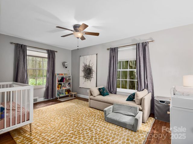 19 Albemarle Road, Asheville, NC 28801