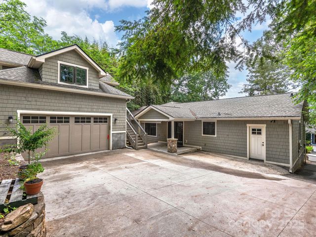 19 Albemarle Road, Asheville, NC 28801