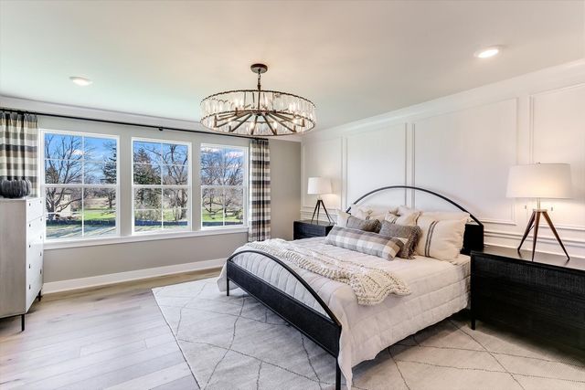 719 Fairfield Drive, Oswego, IL 60543