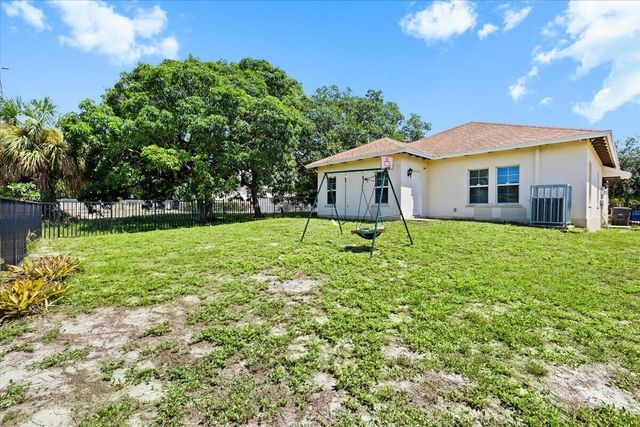 917 14th Street, West Palm Beach, FL 33401