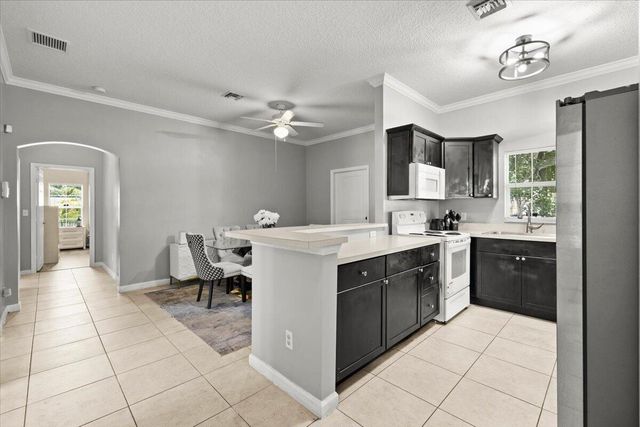 917 14th Street, West Palm Beach, FL 33401