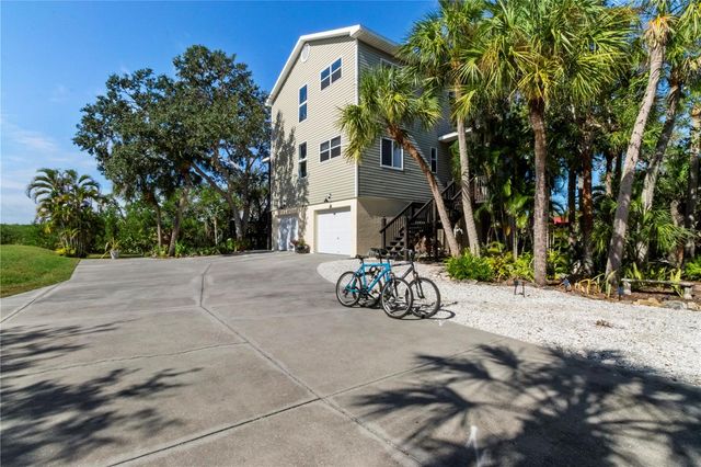 7325 HOLLY ROAD, Terra Ceia, FL 34250