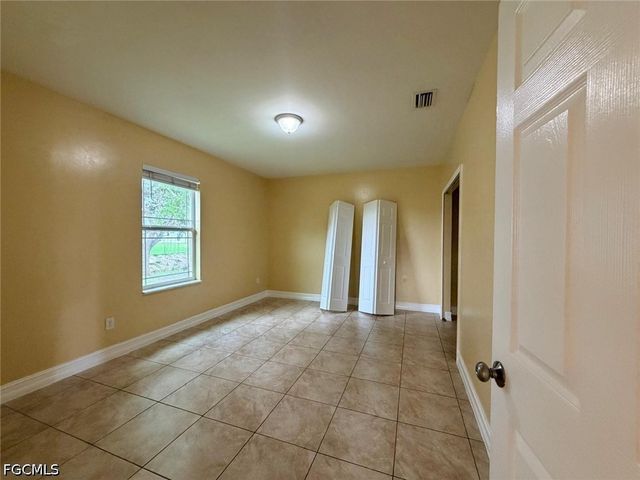 4434 - 4436 29th ST SW, Lehigh Acres, FL 33973