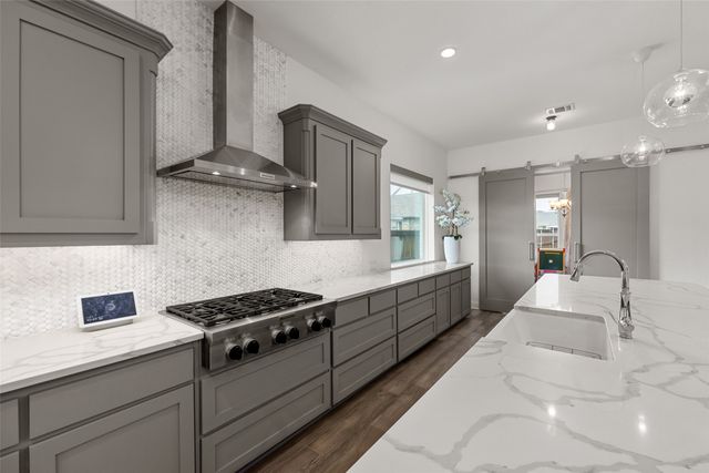 2016 Roundtree Circle E, Fort Worth, TX 76008