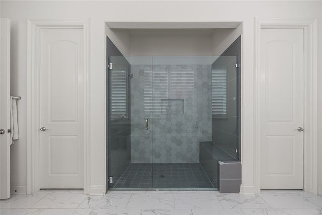 2016 Roundtree Circle E, Fort Worth, TX 76008