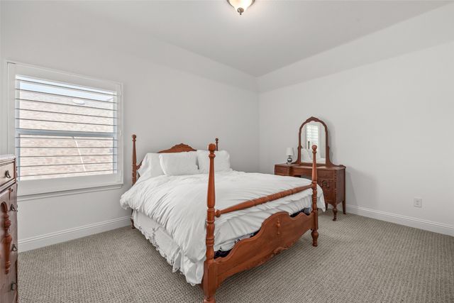 2016 Roundtree Circle E, Fort Worth, TX 76008