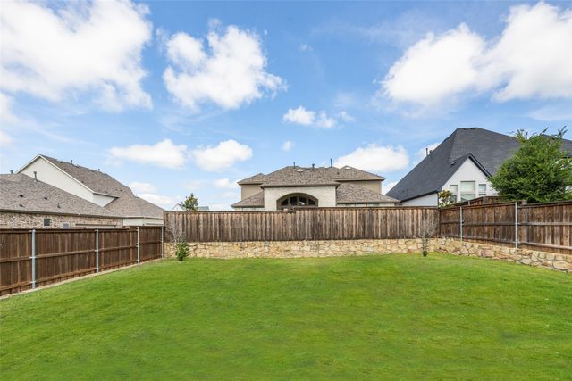 2016 Roundtree Circle E, Fort Worth, TX 76008