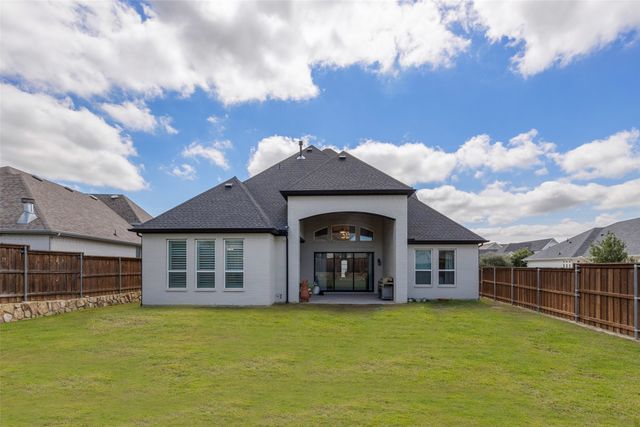 2016 Roundtree Circle E, Fort Worth, TX 76008