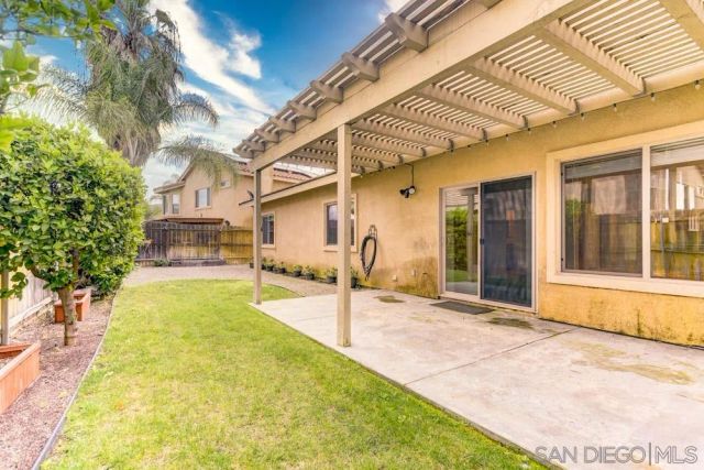 9504 Paseo De Los Castillos, Santee, CA 92071