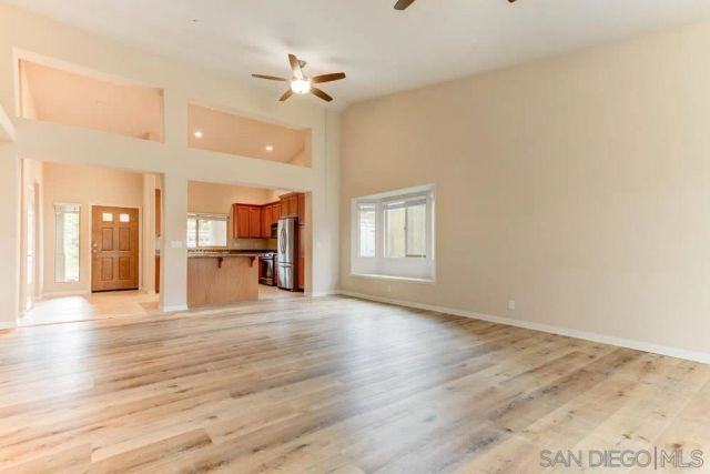 9504 Paseo De Los Castillos, Santee, CA 92071