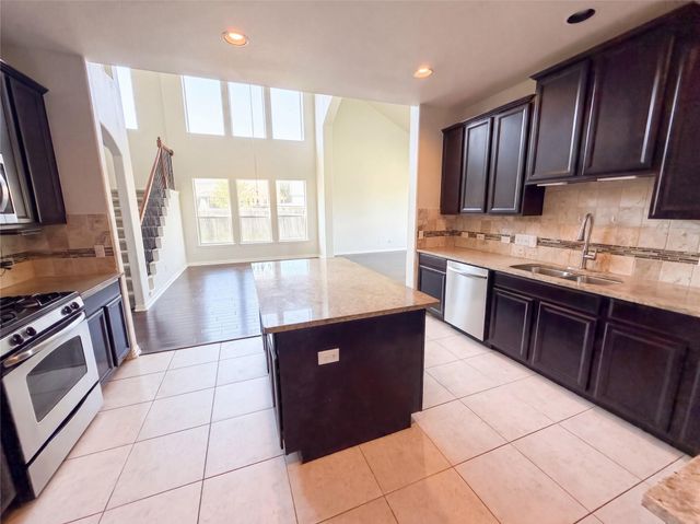 234 Wells BND, Hutto, TX 78634
